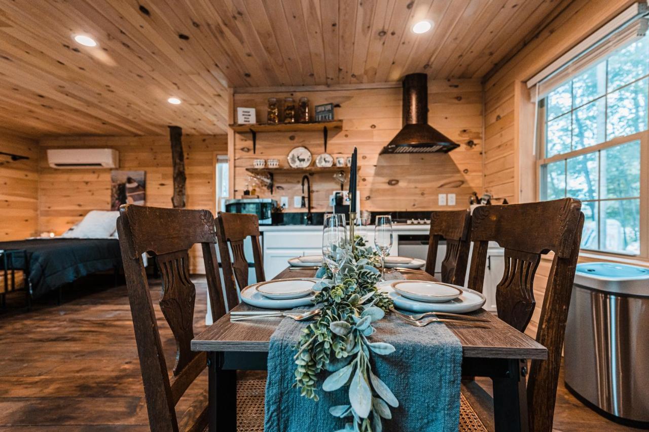 Вілла Moonlight Treehouse At Belgrade Hospitality Екстер'єр фото