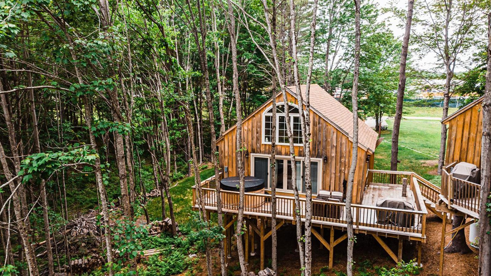 Вілла Moonlight Treehouse At Belgrade Hospitality Екстер'єр фото